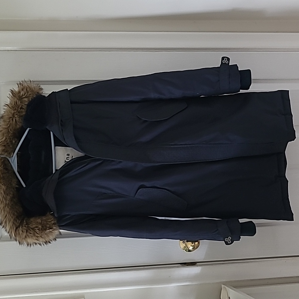 TNA Avoriaz Parka in Dark Blue